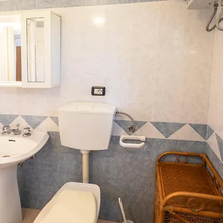 דירה Azalea Con Giardino A Torre Pali